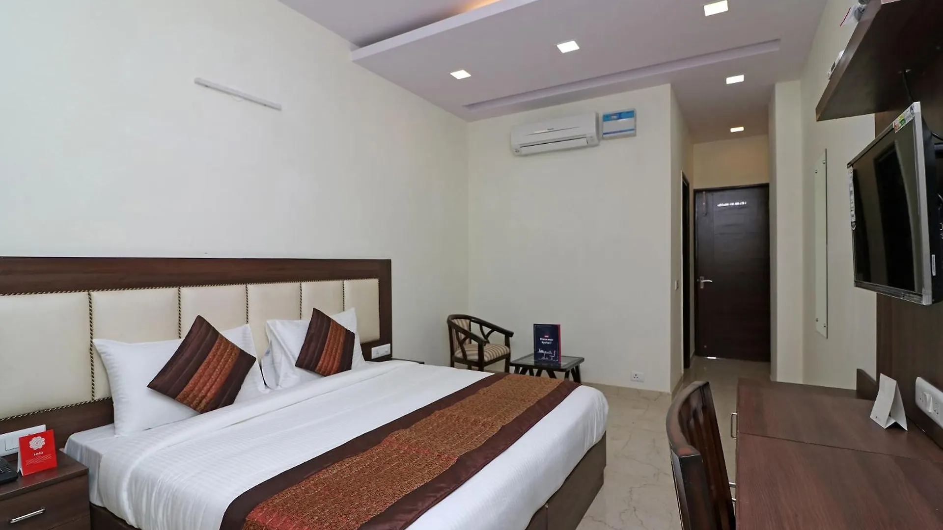 Hotel Sks Hospitality Gurgaon Gasthof